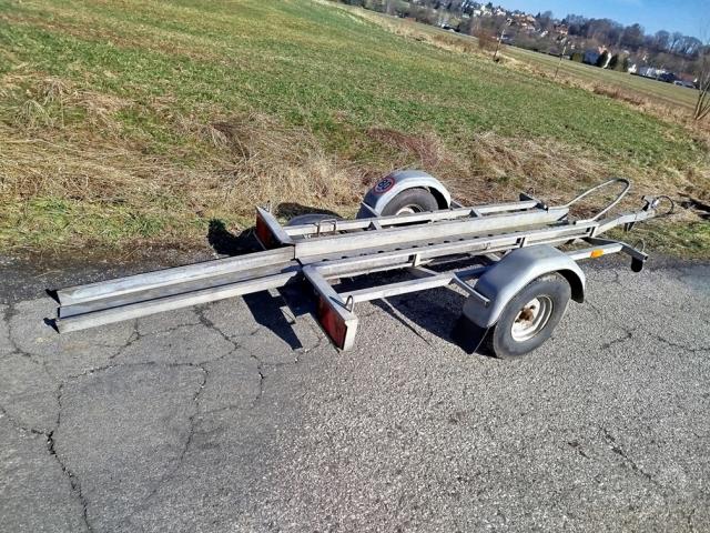 Vozík na 1 větší motorku