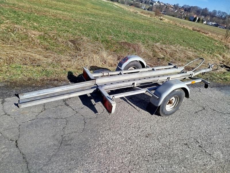Přívěsný vozík na převoz 1 větší motorky